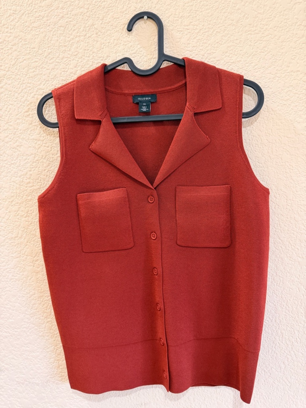 Halogen Nordstrom Sleeveless Button-Front Knit Vest — Rust Red/ Brown XS